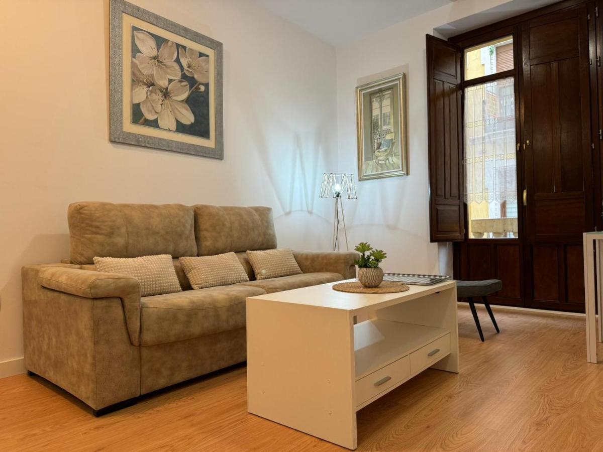 Mr Apartamentos Kordoba Bagian luar foto
