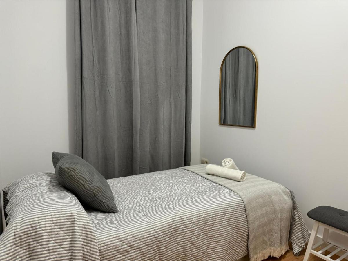 Mr Apartamentos Kordoba Bagian luar foto