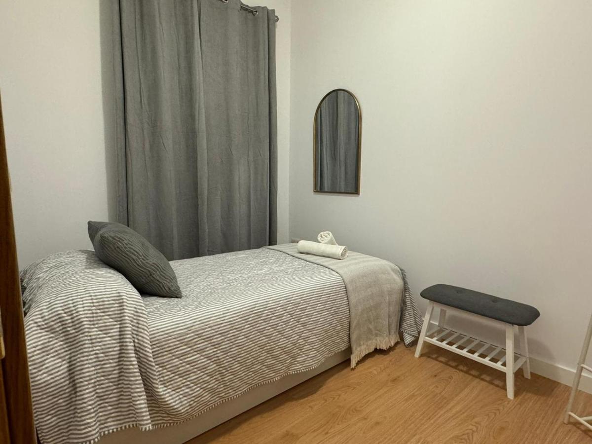 Mr Apartamentos Kordoba Bagian luar foto