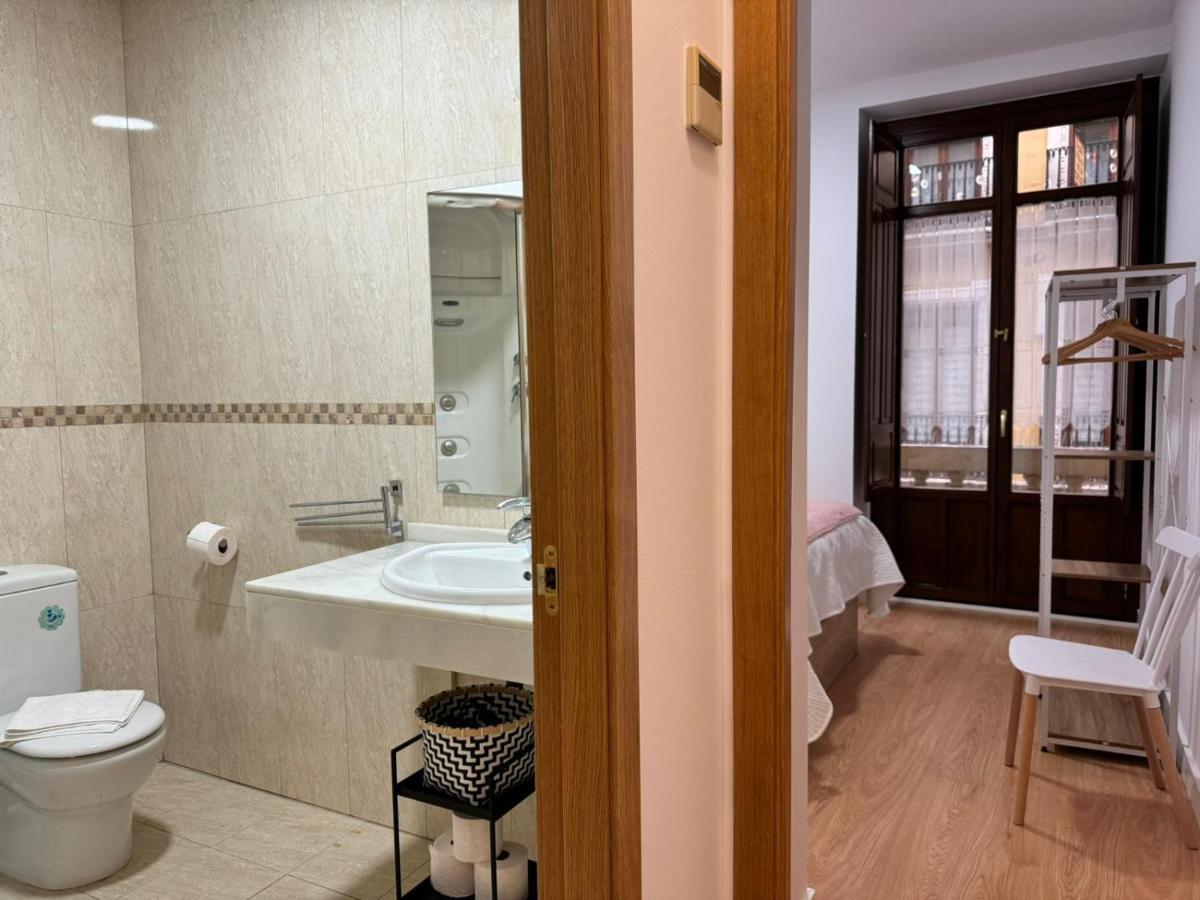 Mr Apartamentos Kordoba Bagian luar foto